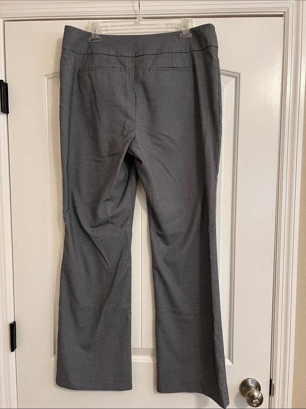 Ann Taylor Black and White Houndstooth Curvy Pants - Picture 6 of 8